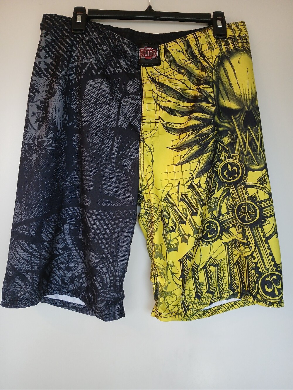 MMA Elite Shorts Black And Yellow Size Medium